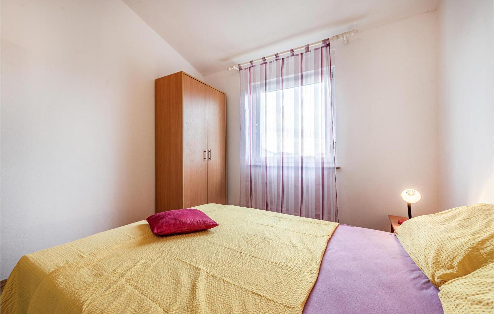 Beautiful Apartment In Vir With Wifi Ngoại thất bức ảnh
