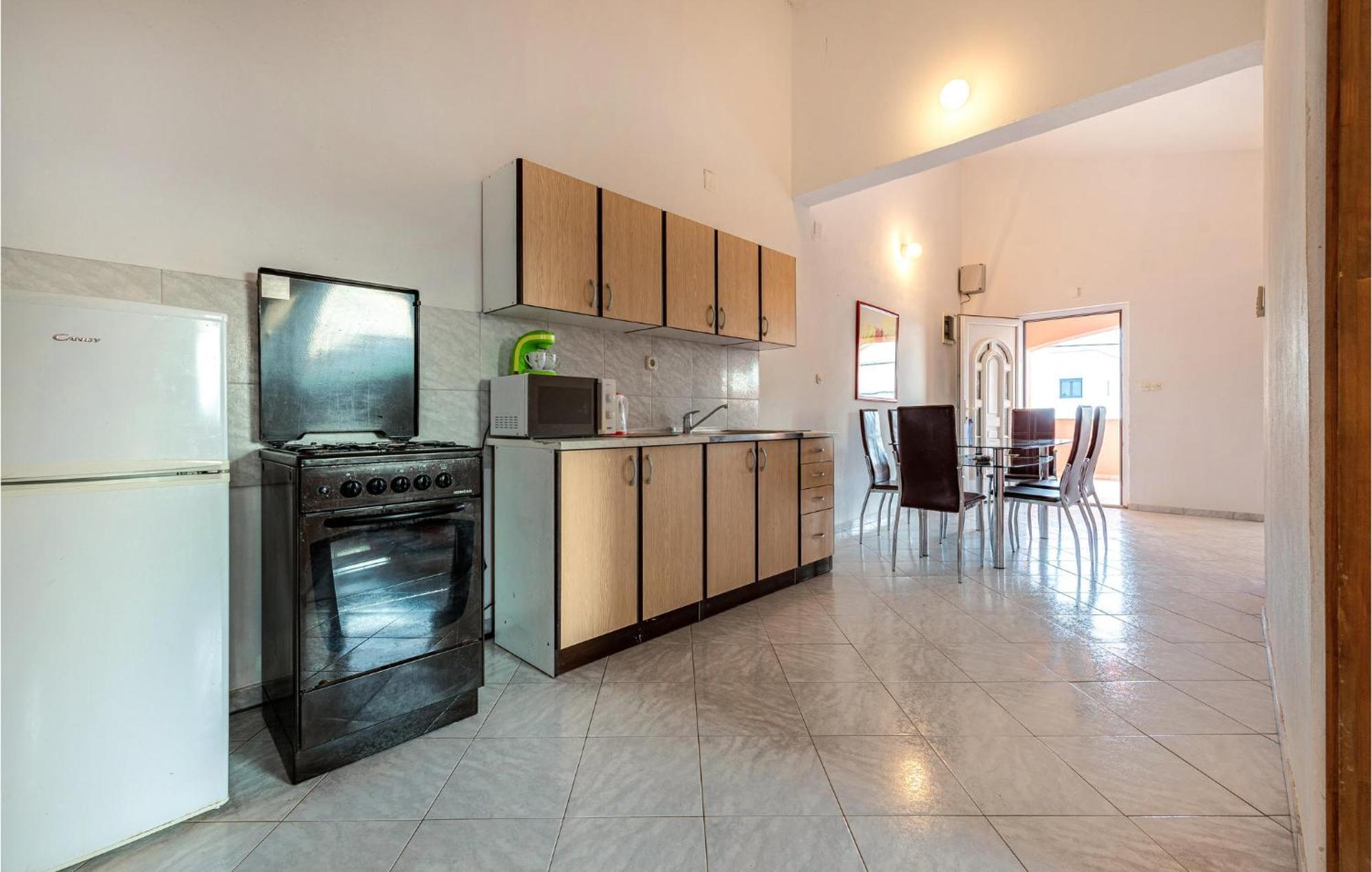 Beautiful Apartment In Vir With Wifi Ngoại thất bức ảnh
